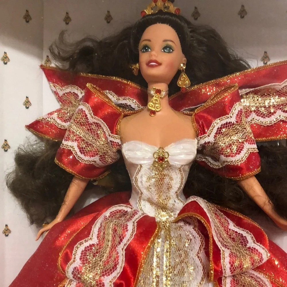 Happy Holidays Special Edition 10th Anniversary Green Eyed 1997 Barbie Doll NIB